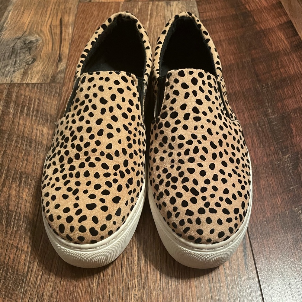 Leopard boutique slip on shoes